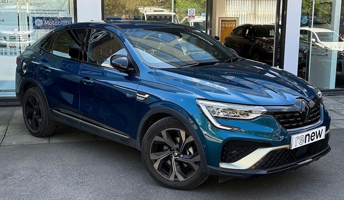 Main listing image - Renault Arkana