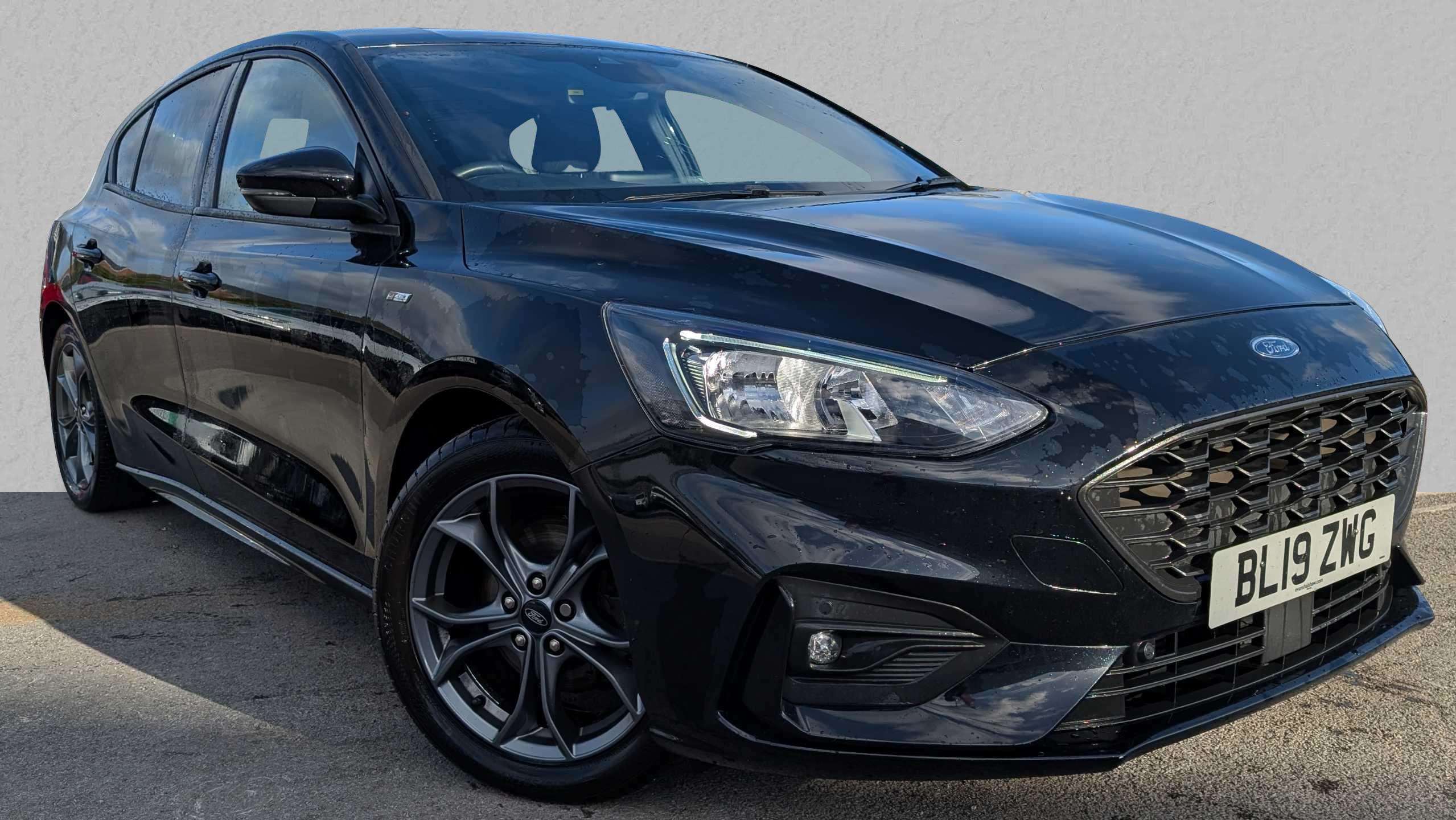 Main listing image - Ford Focus