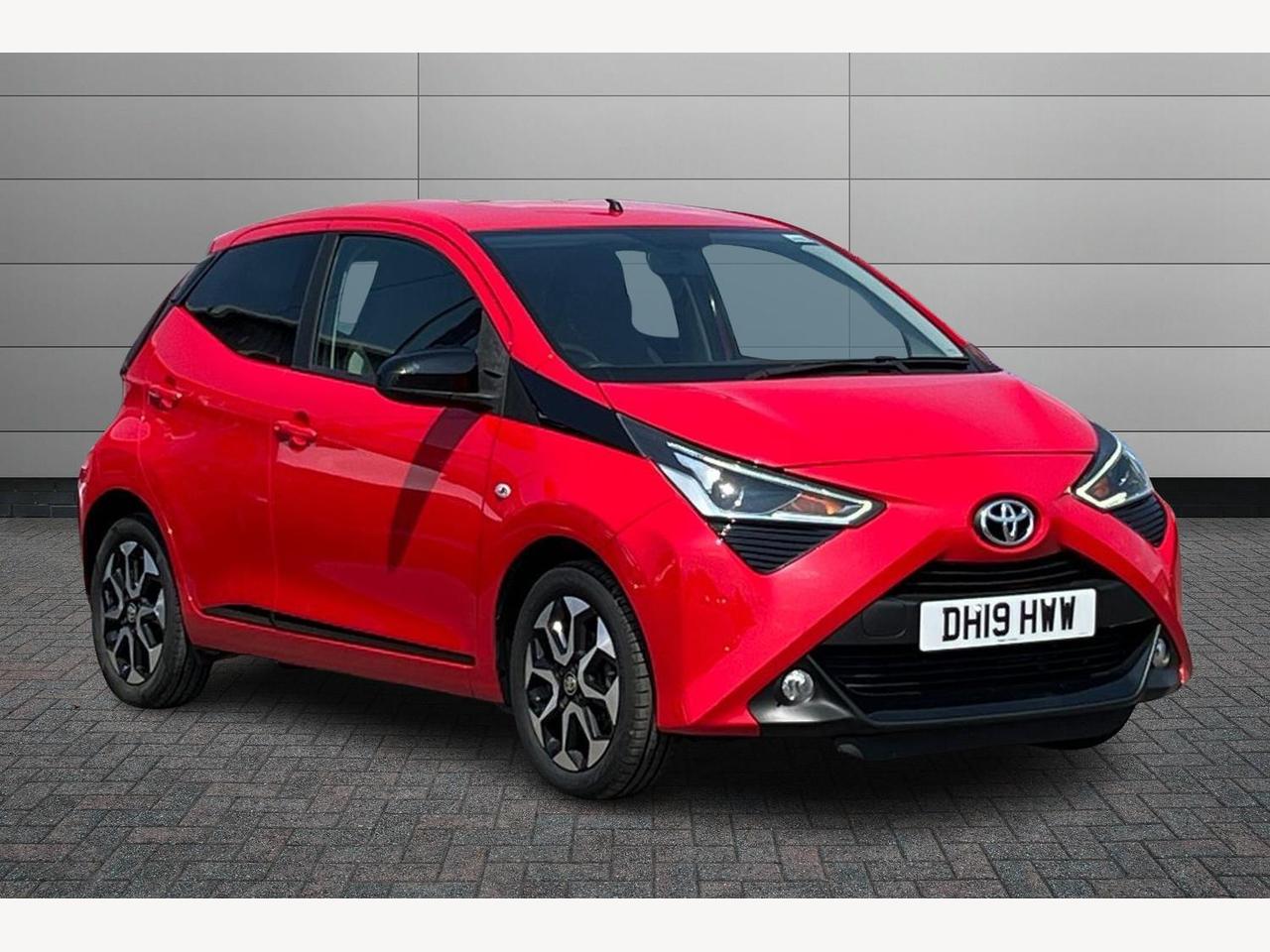 Main listing image - Toyota Aygo
