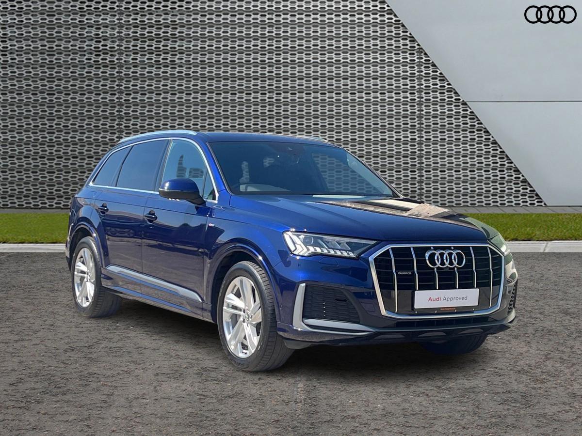 Main listing image - Audi Q7