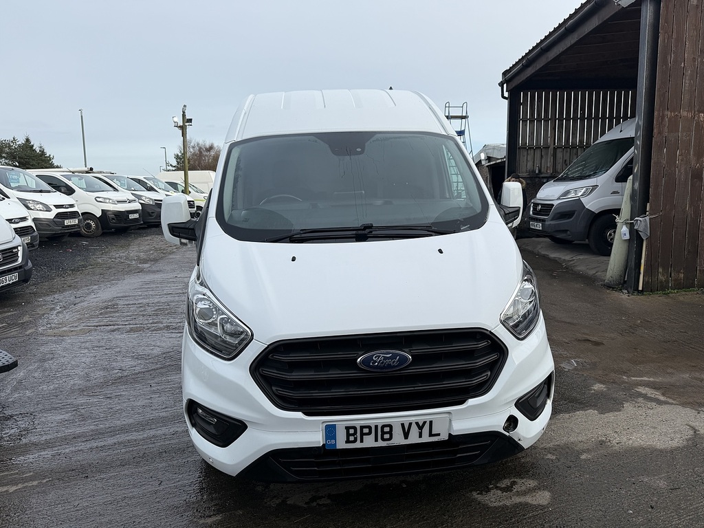 Main listing image - Ford Transit Custom