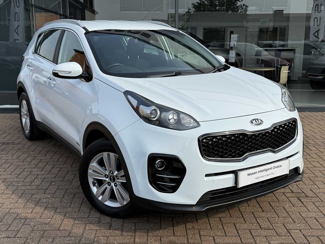 Main listing image - Kia Sportage