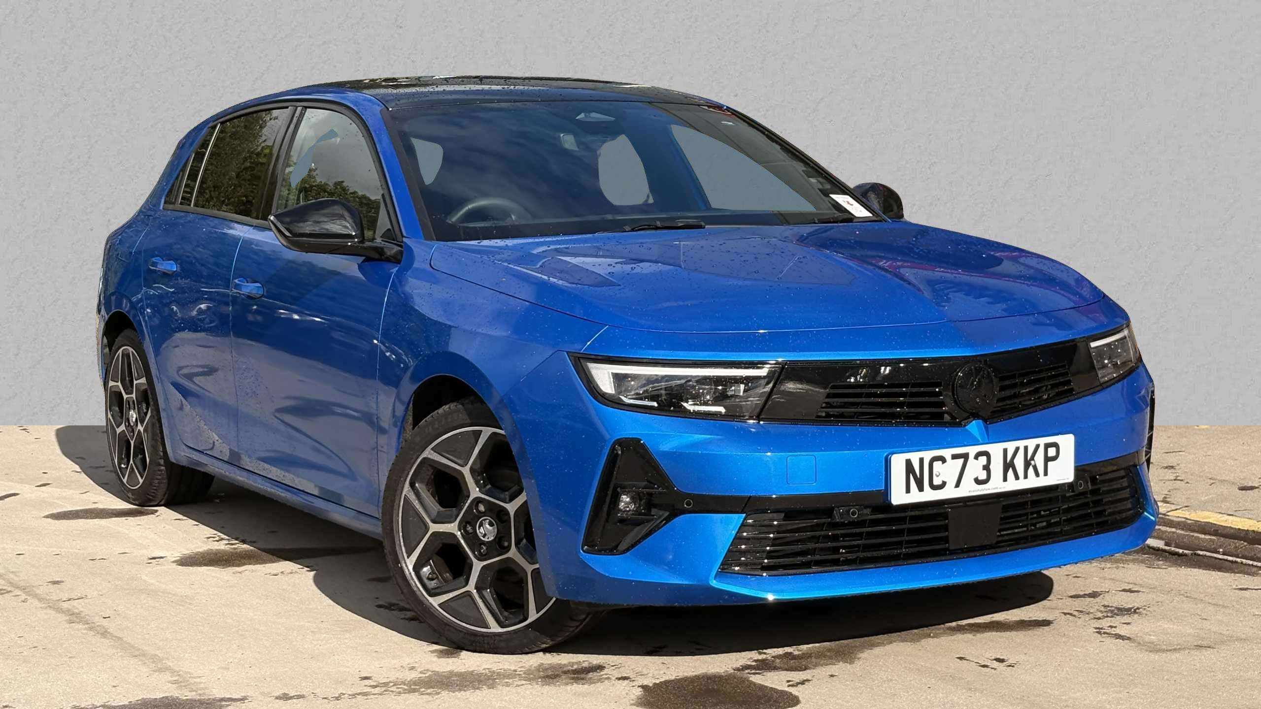 Main listing image - Vauxhall Astra