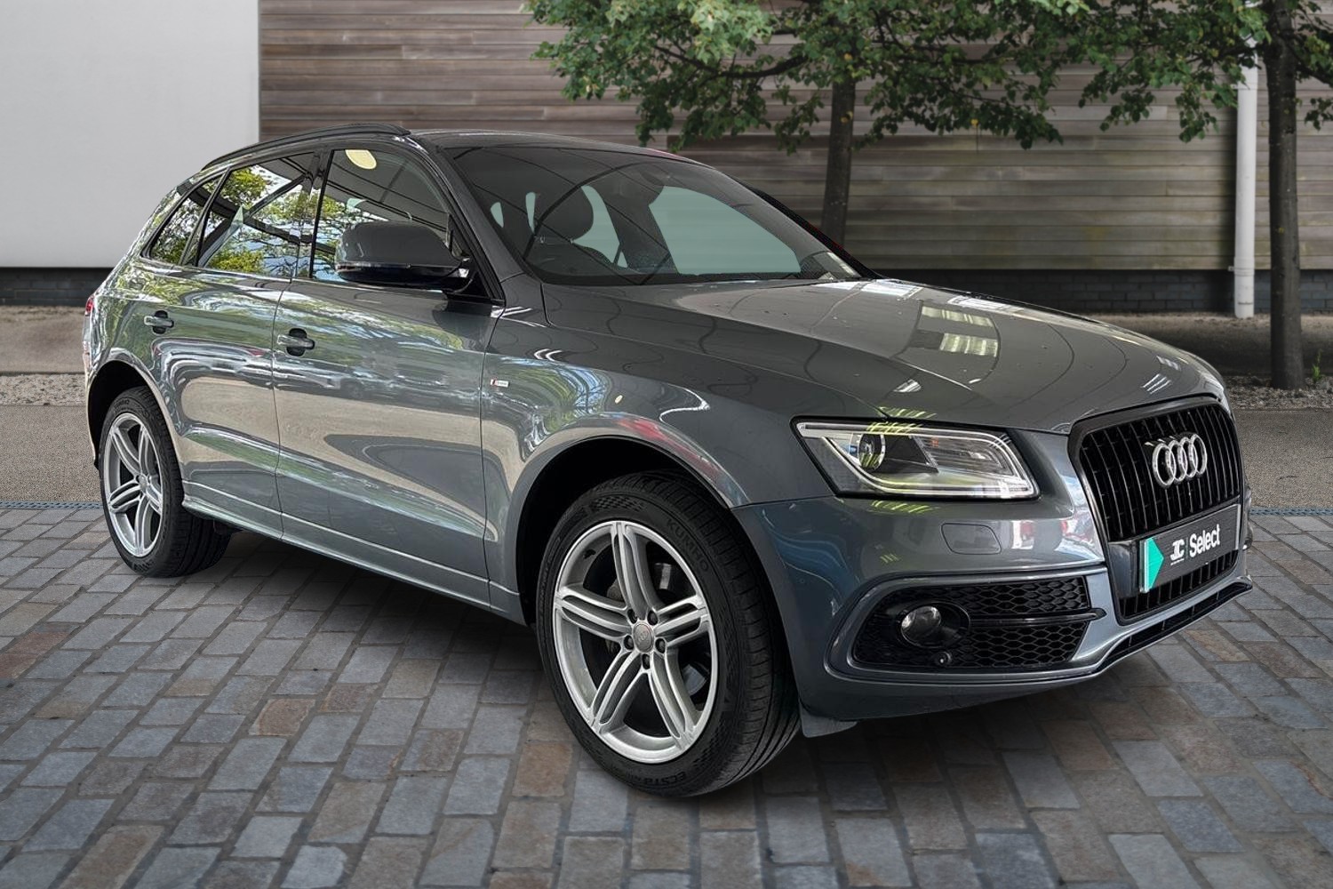 Main listing image - Audi Q5