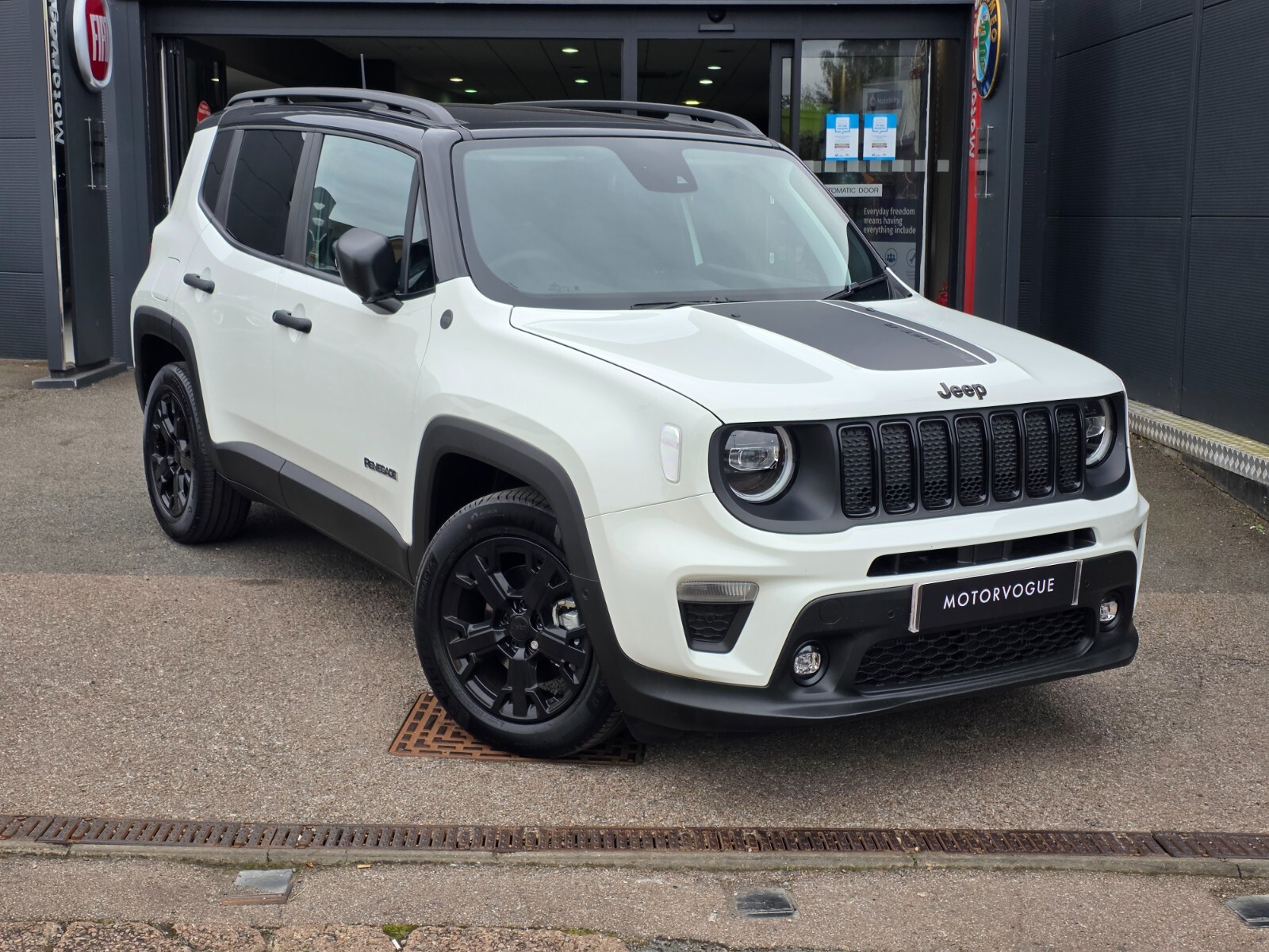 Main listing image - Jeep Renegade