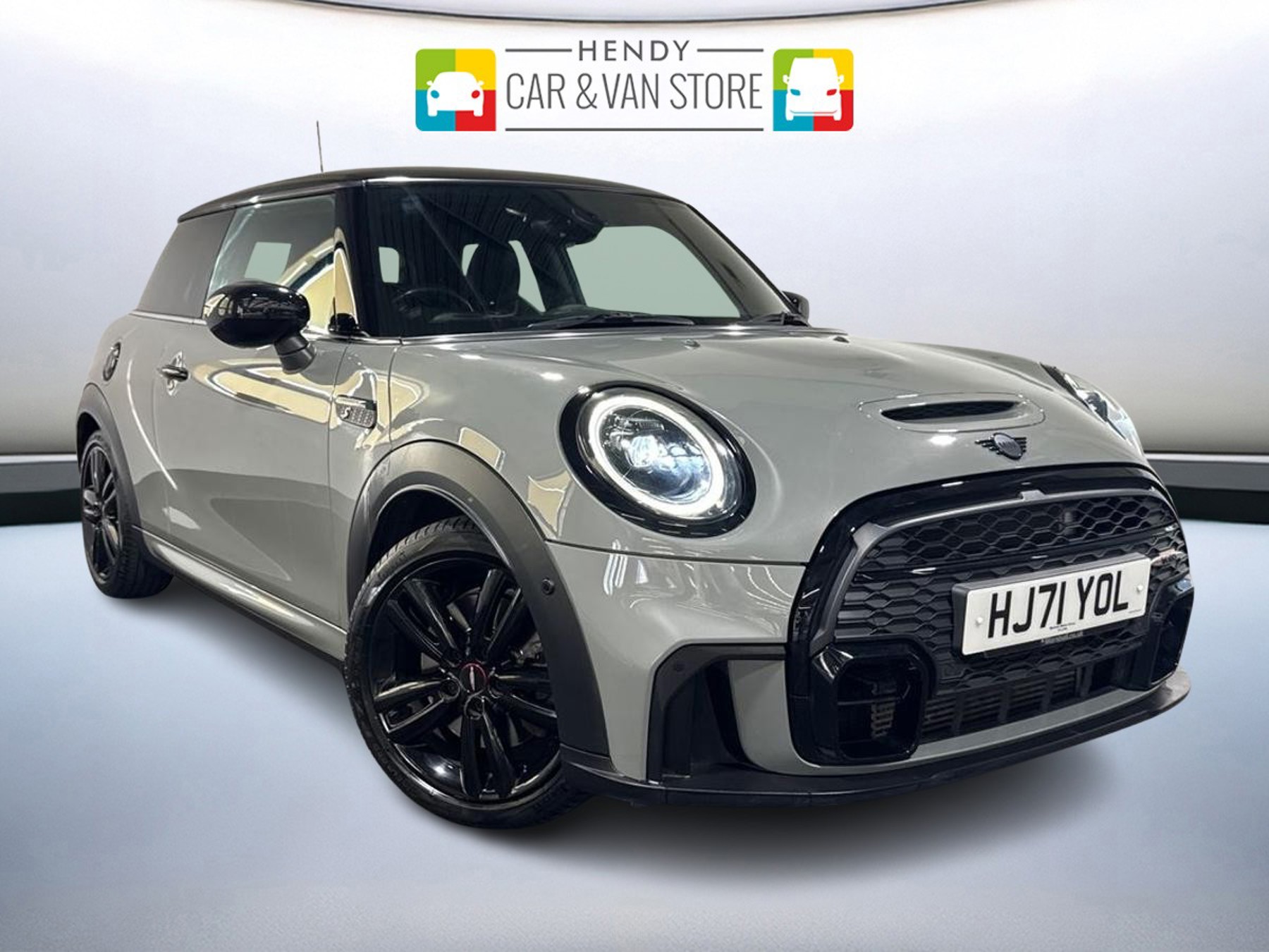 Main listing image - MINI Hatchback