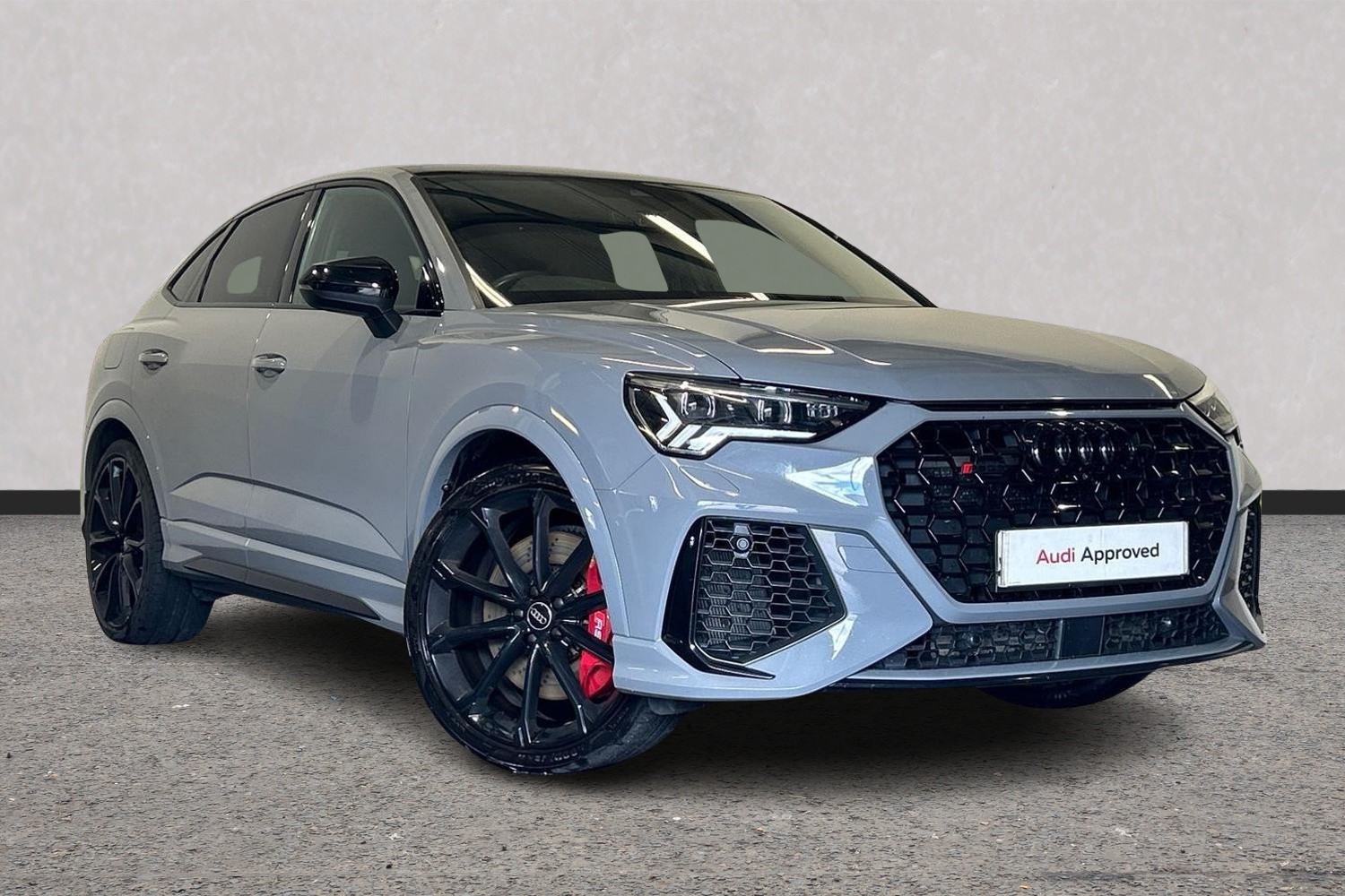 Main listing image - Audi RS Q3