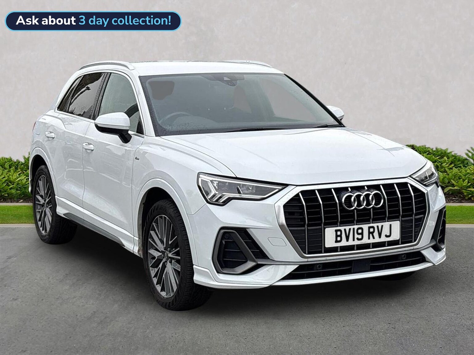 Main listing image - Audi Q3