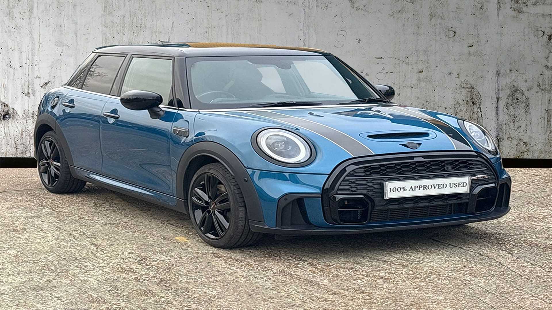 Main listing image - MINI Hatchback 5dr