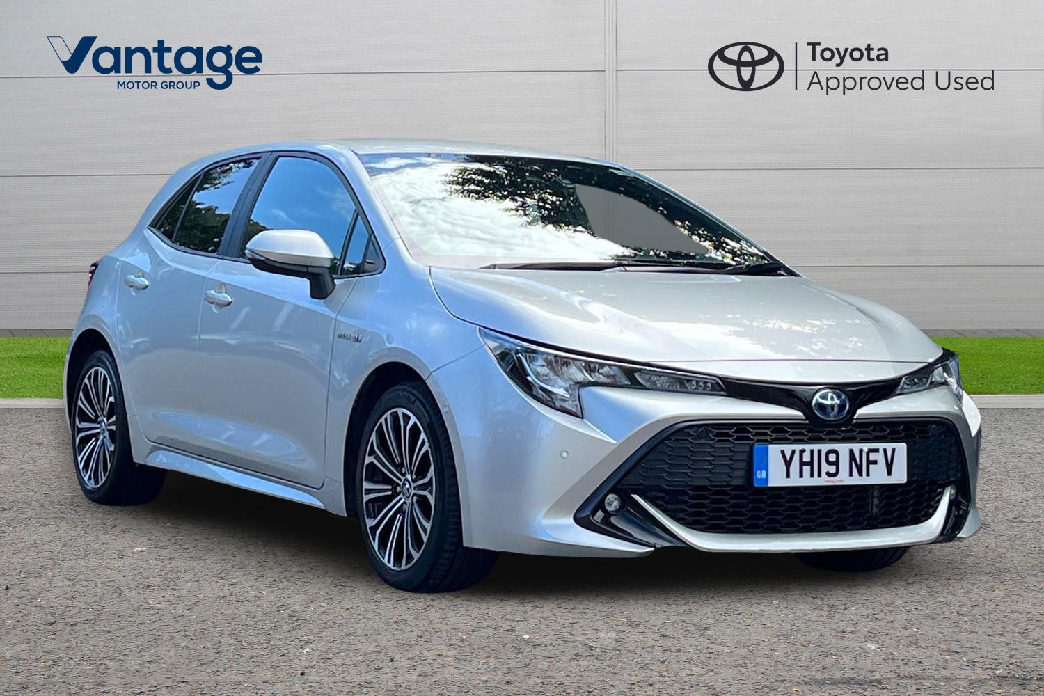 Main listing image - Toyota Corolla