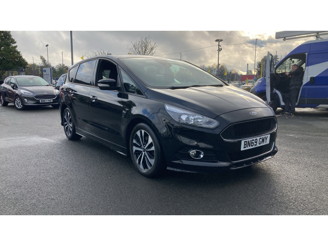 Main listing image - Ford S-MAX