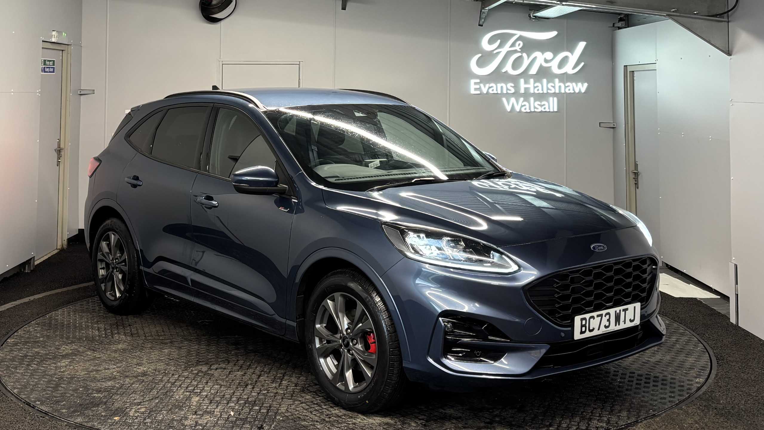 Main listing image - Ford Kuga