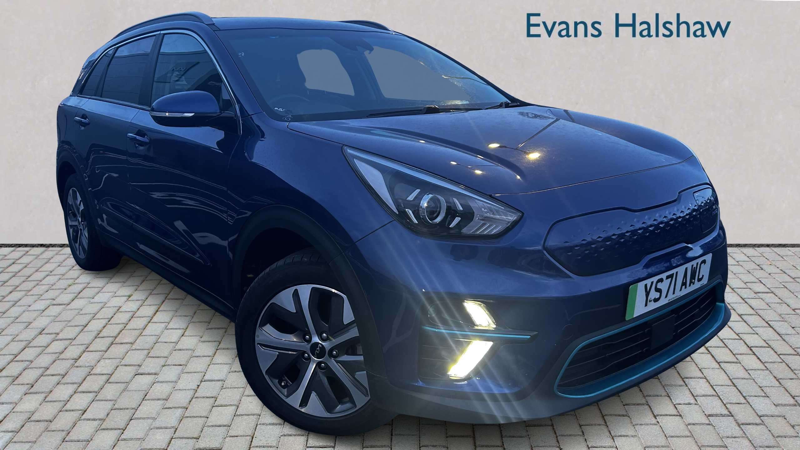 Main listing image - Kia e-Niro