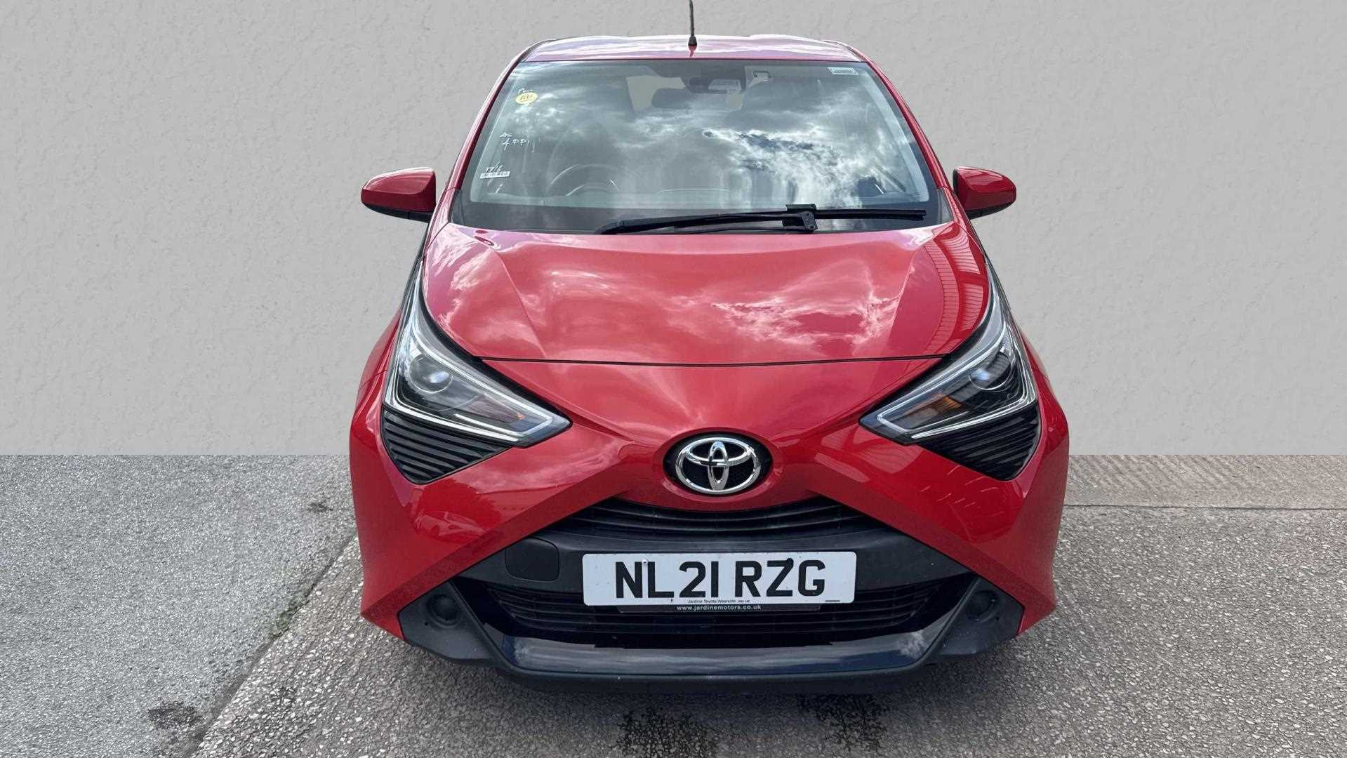 Main listing image - Toyota Aygo