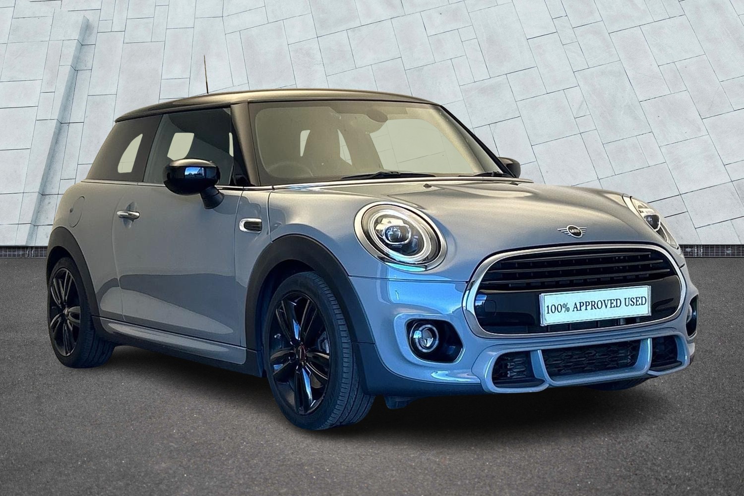 Main listing image - MINI Hatchback