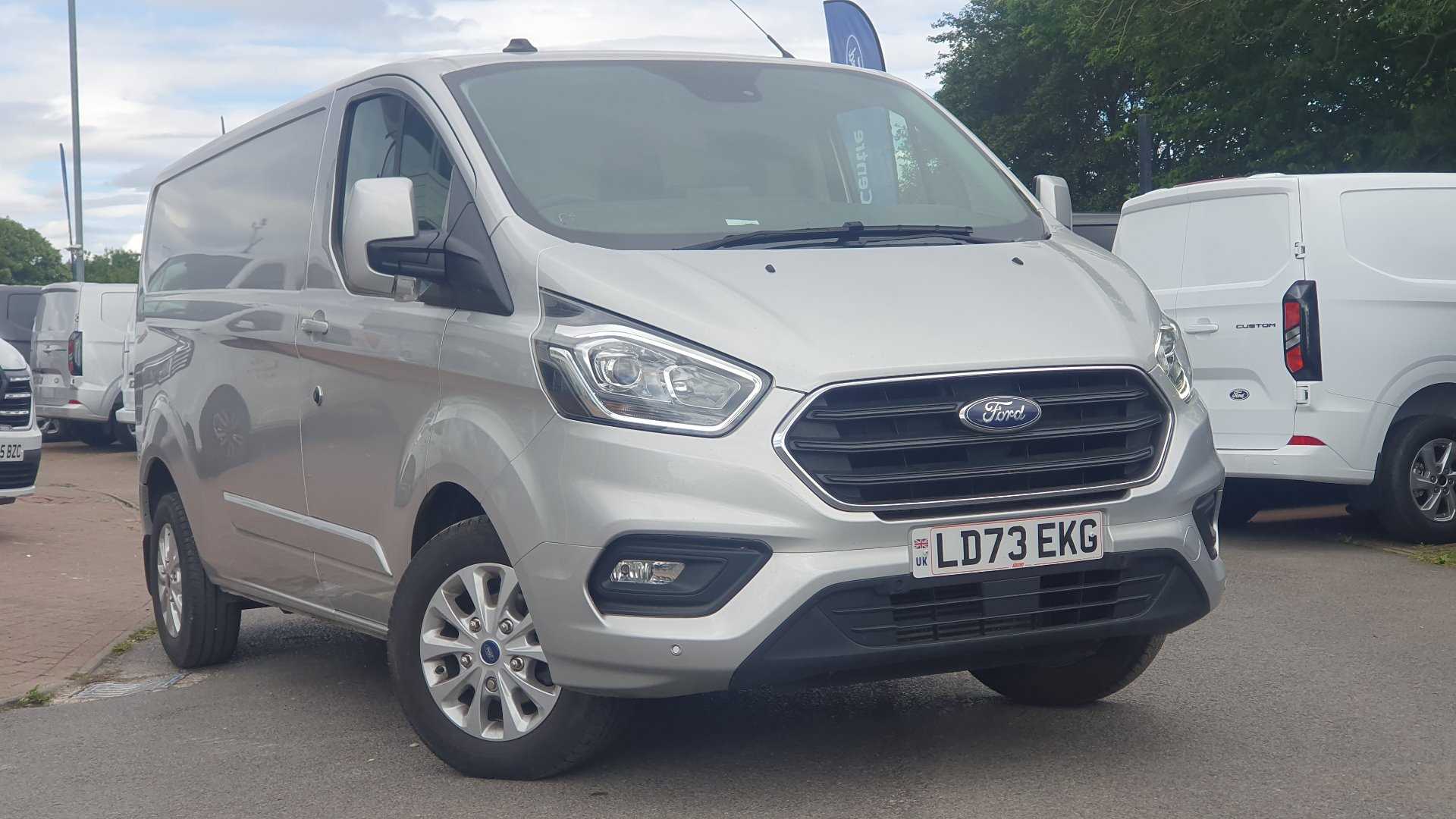 Main listing image - Ford Transit Custom