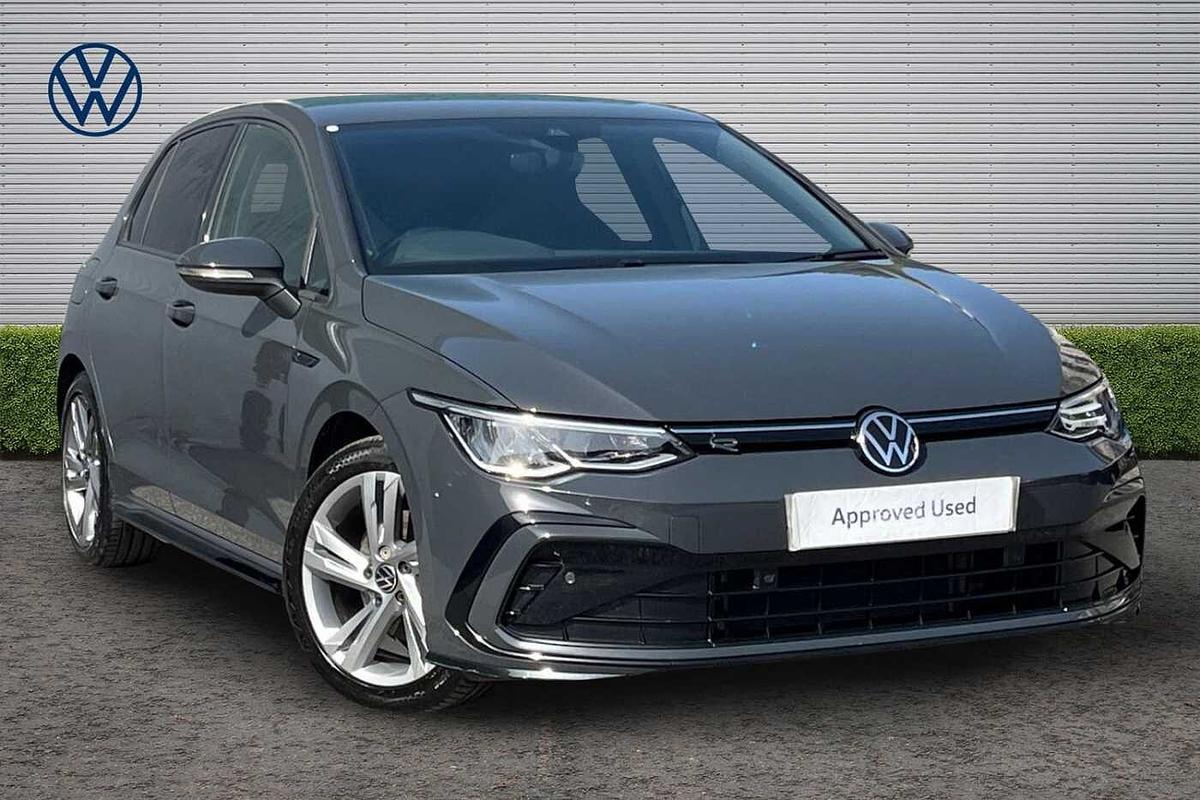 Main listing image - Volkswagen Golf