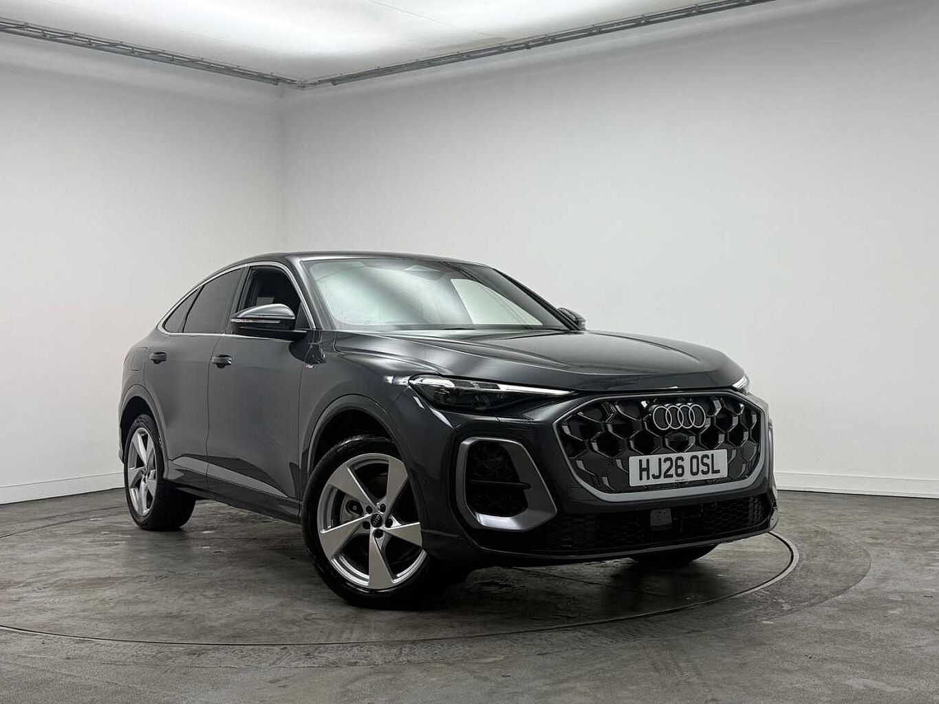 Main listing image - Audi Q5