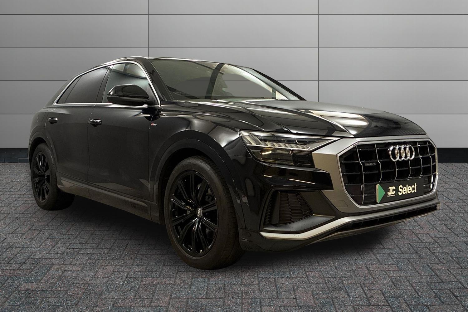 Main listing image - Audi Q8
