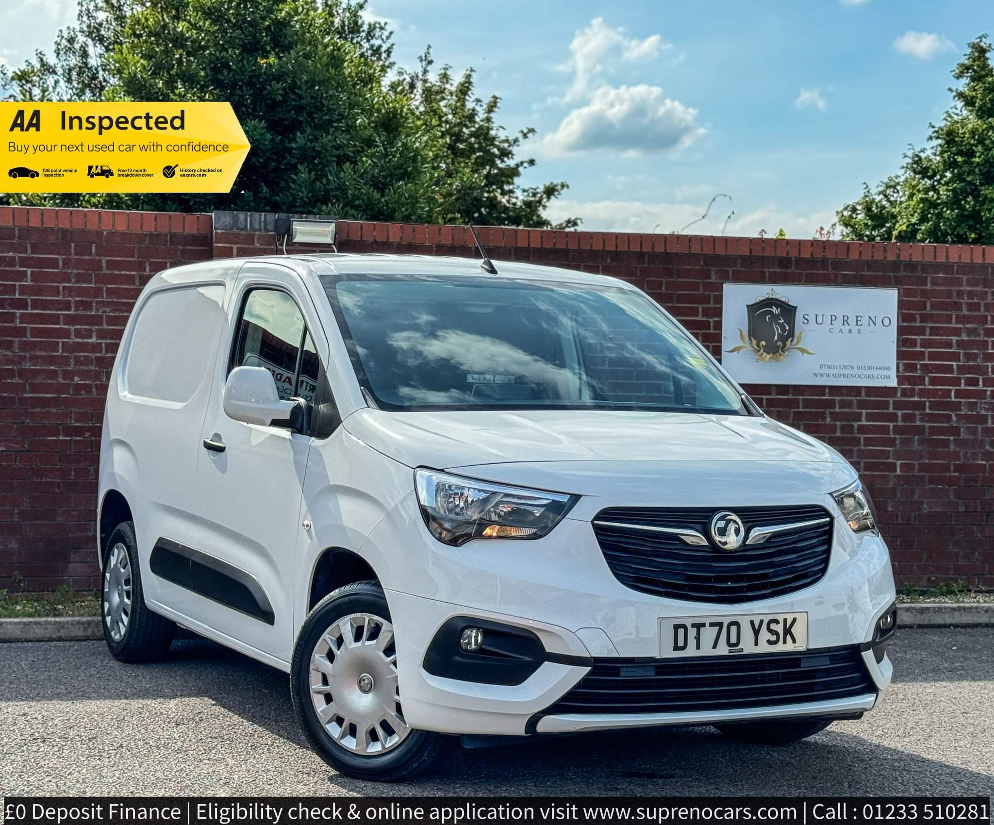 Main listing image - Vauxhall Combo Cargo