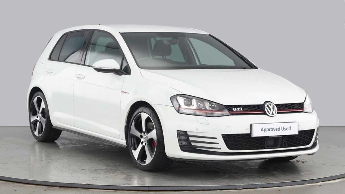 Main listing image - Volkswagen Golf GTI