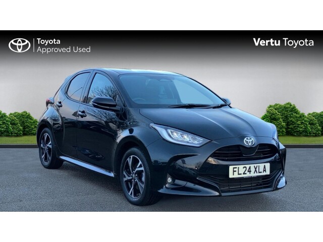 Main listing image - Toyota Yaris