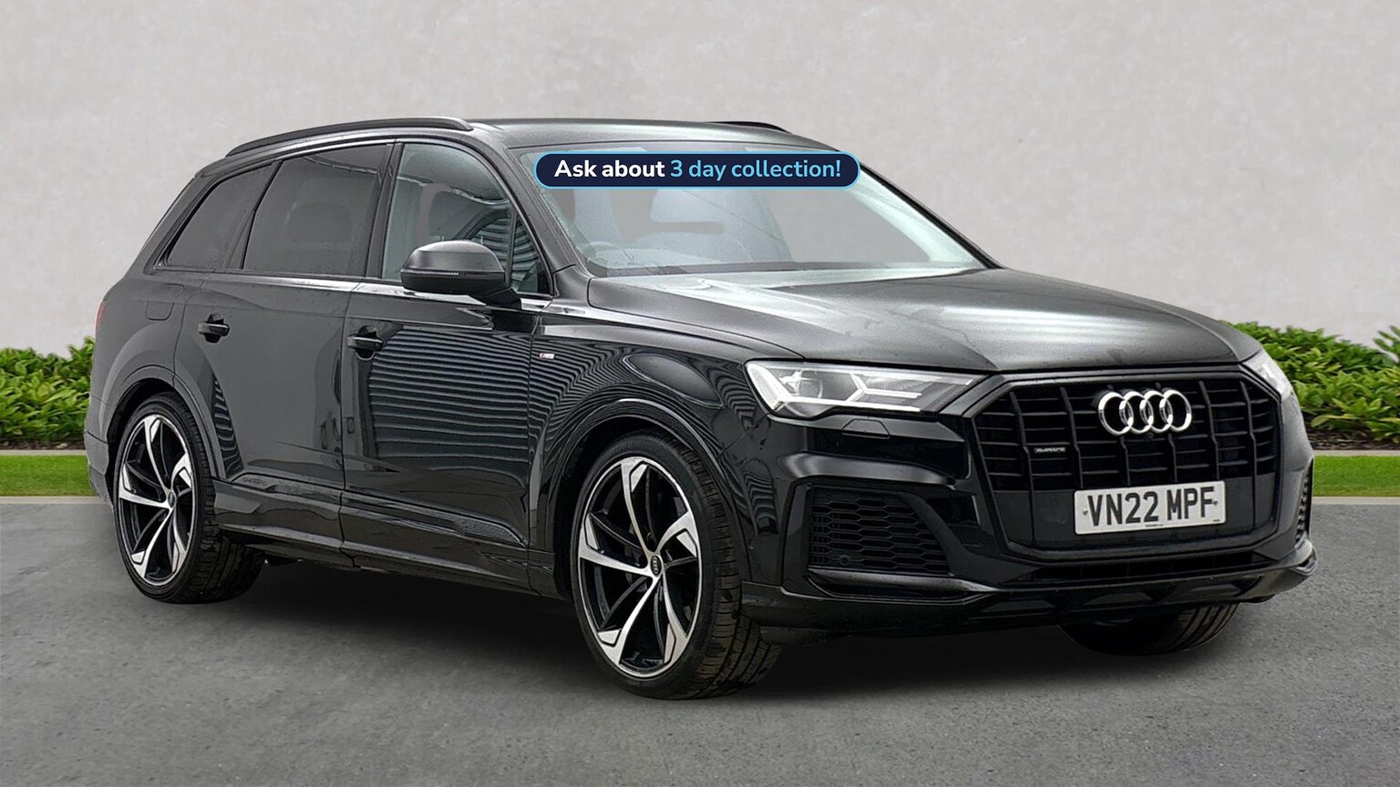 Main listing image - Audi Q7