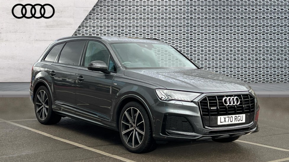 Main listing image - Audi Q7