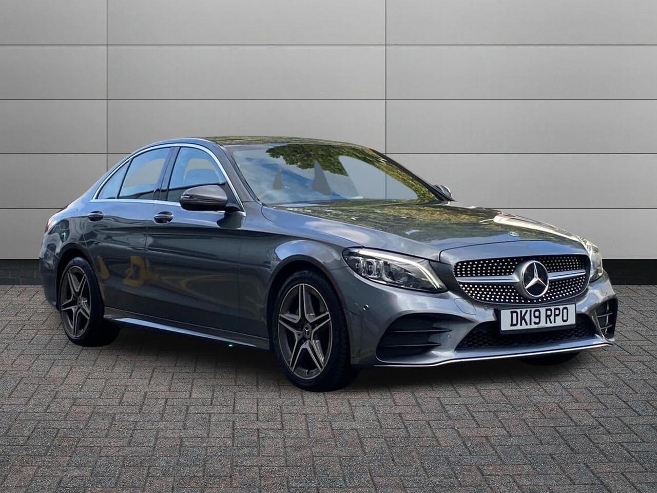 Main listing image - Mercedes-Benz C-Class