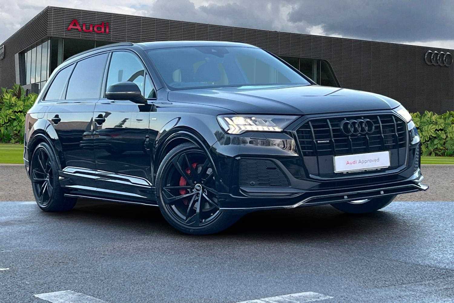 Main listing image - Audi Q7