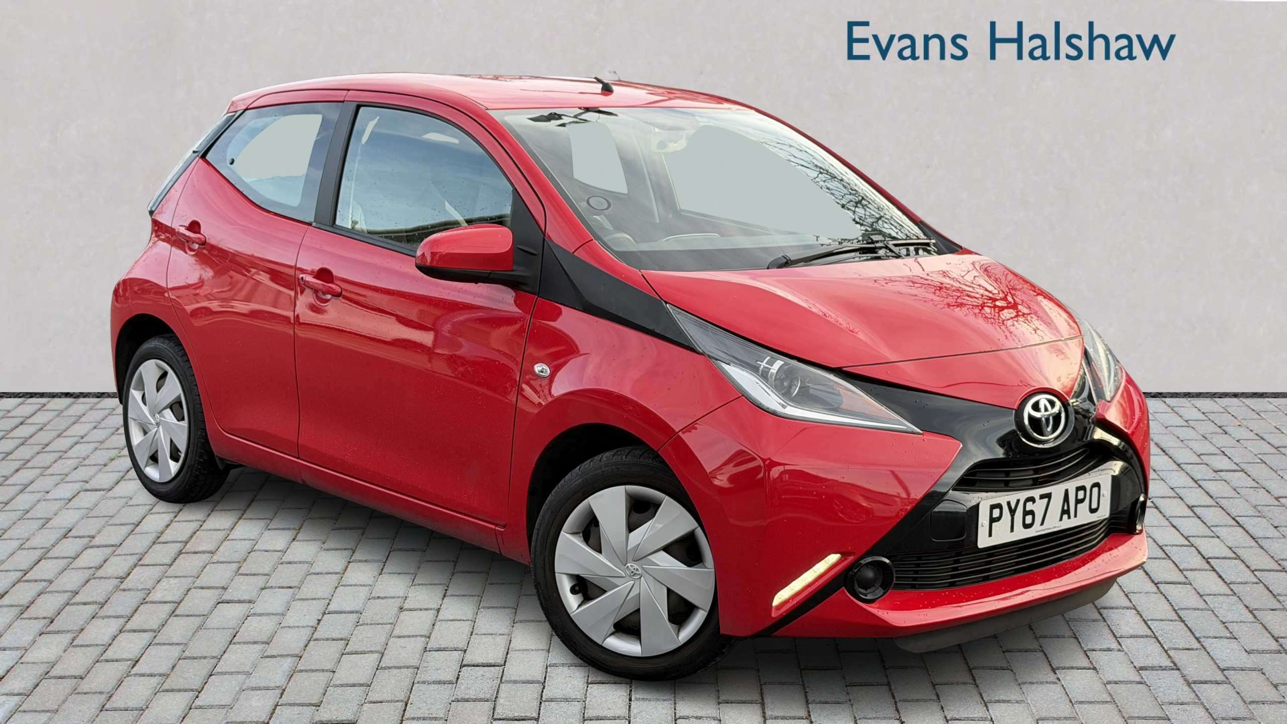 Main listing image - Toyota Aygo