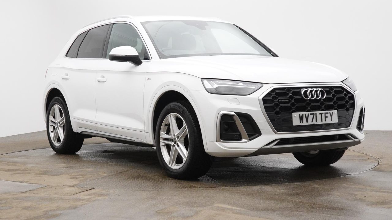 Main listing image - Audi Q5