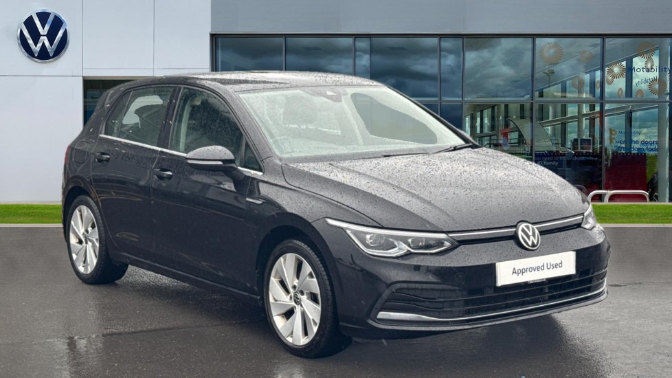 Main listing image - Volkswagen Golf