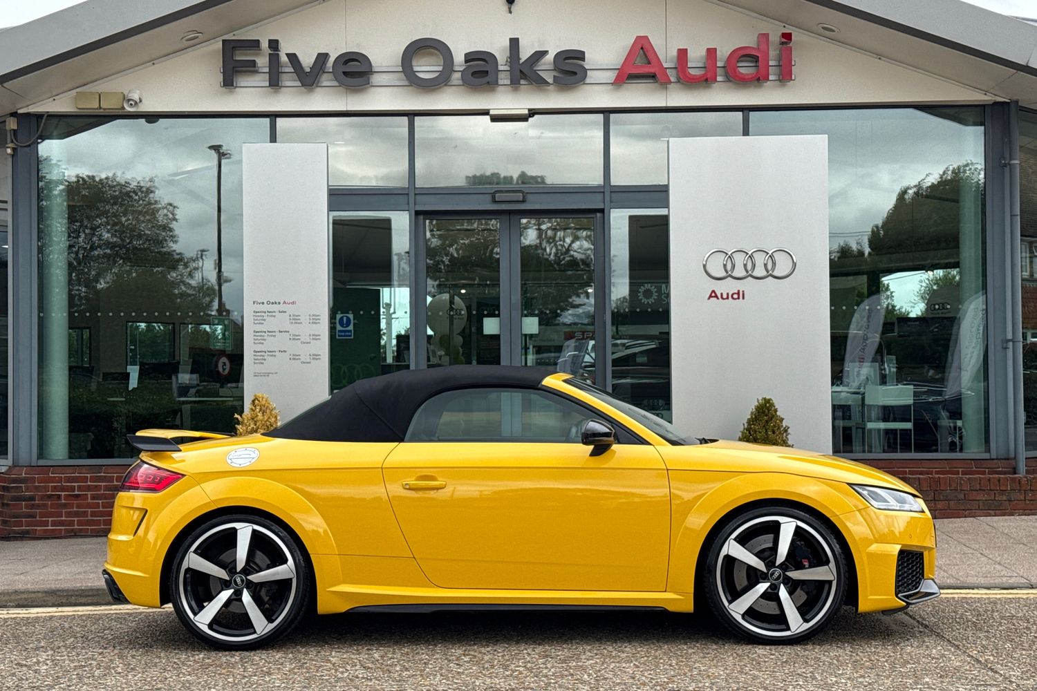 Main listing image - Audi TT Roadster