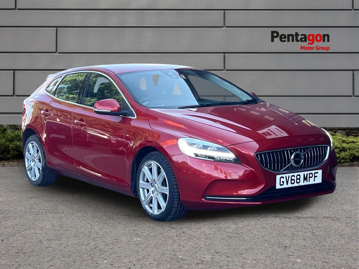 Main listing image - Volvo V40