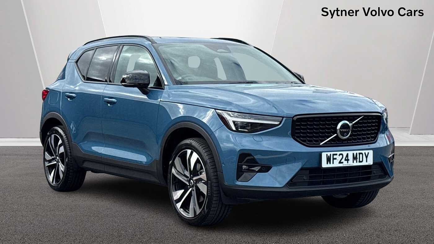 Main listing image - Volvo XC40