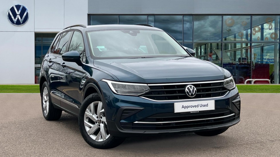 Main listing image - Volkswagen Tiguan