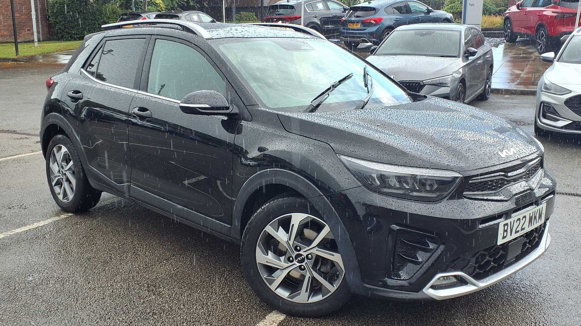 Main listing image - Kia Stonic