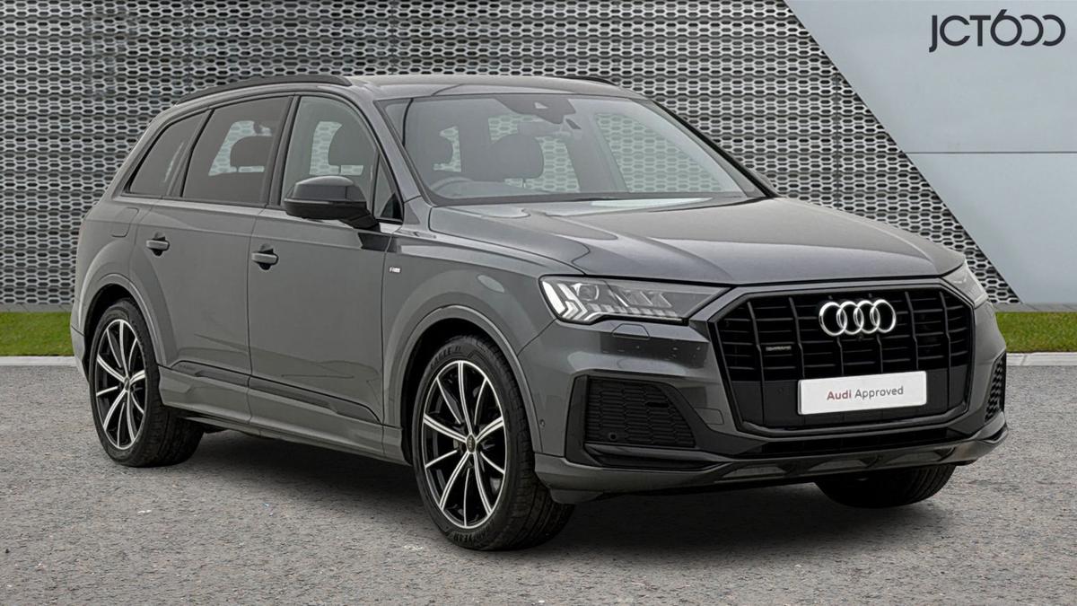 Main listing image - Audi Q7