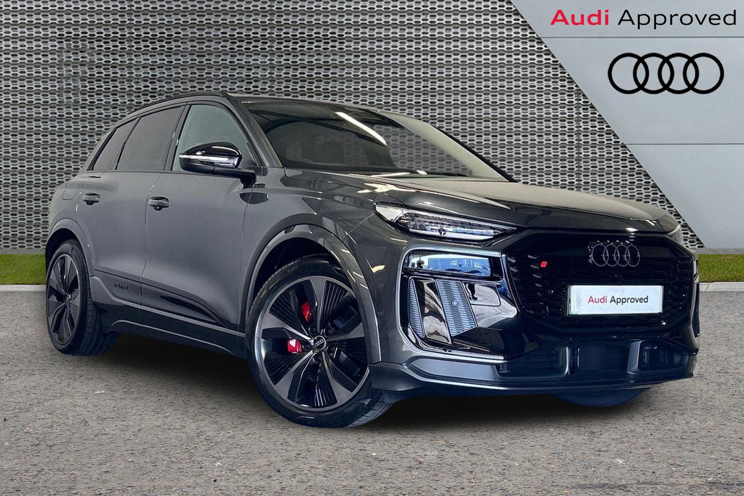 Main listing image - Audi Q6