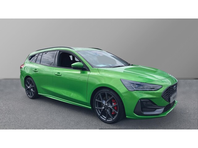 Main listing image - Ford Focus Estate