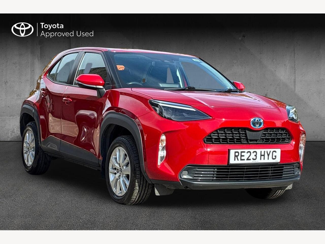 Main listing image - Toyota Yaris Cross