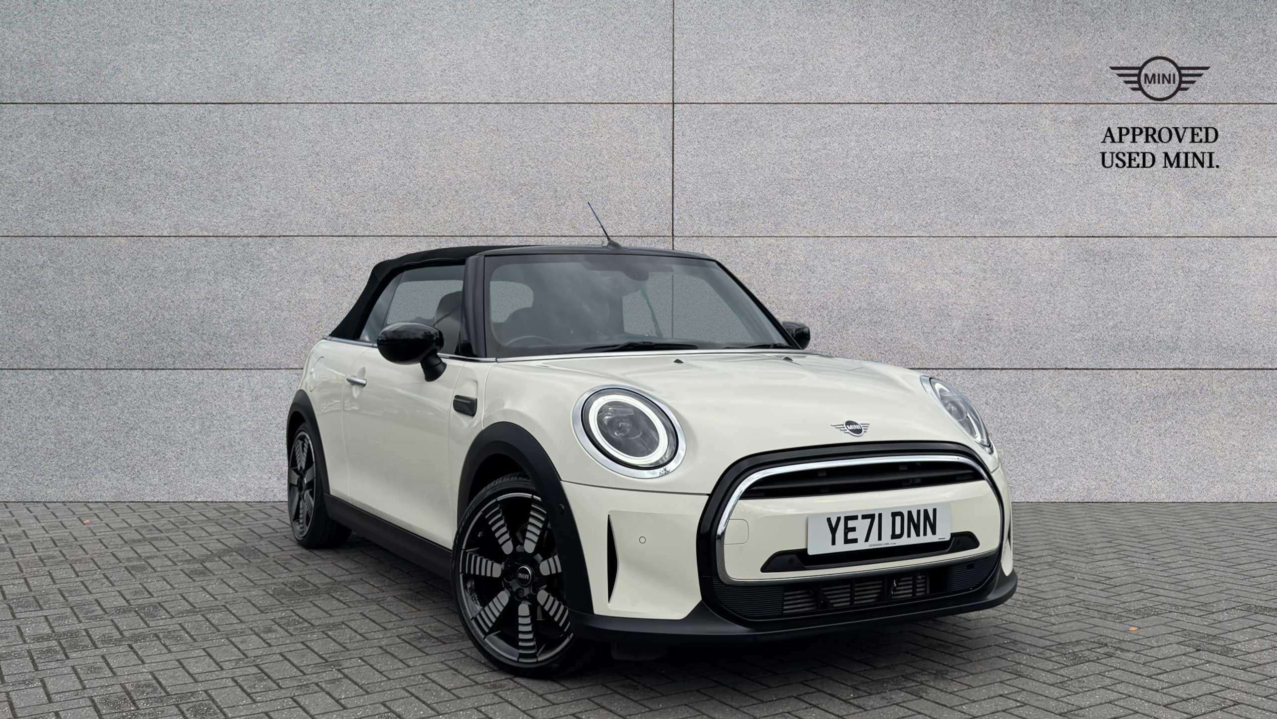 Main listing image - MINI Convertible