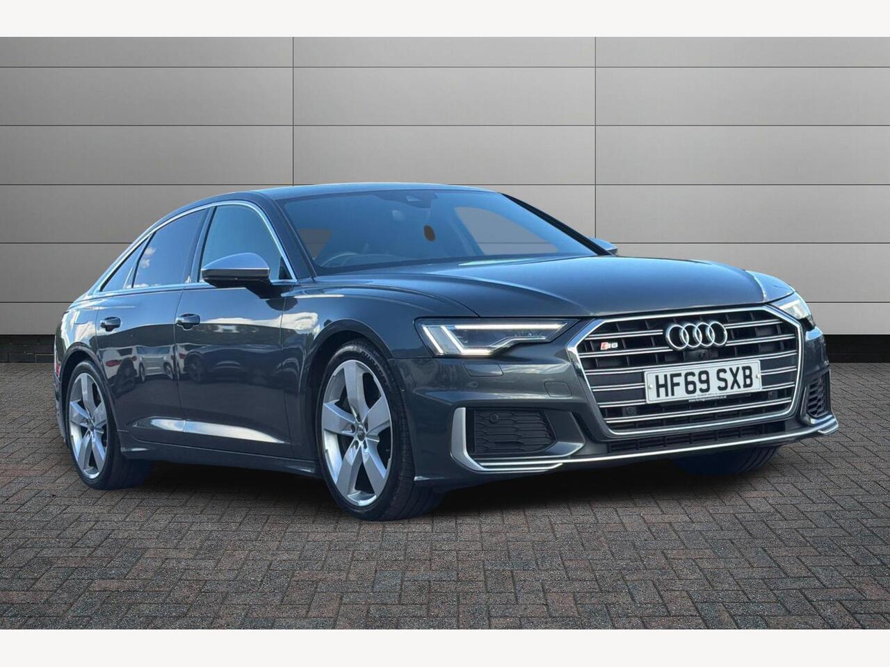 Main listing image - Audi A6