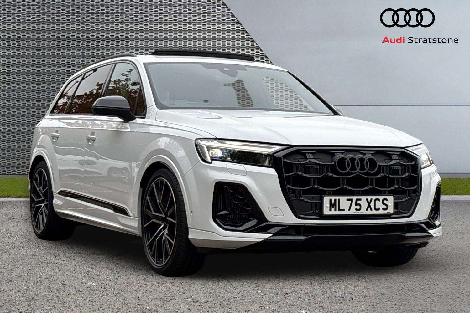 Main listing image - Audi SQ7