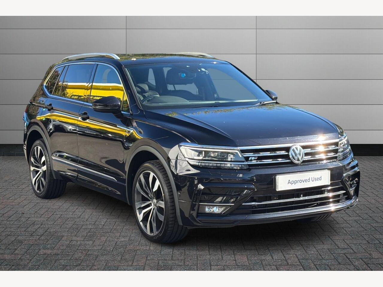 Main listing image - Volkswagen Tiguan Allspace