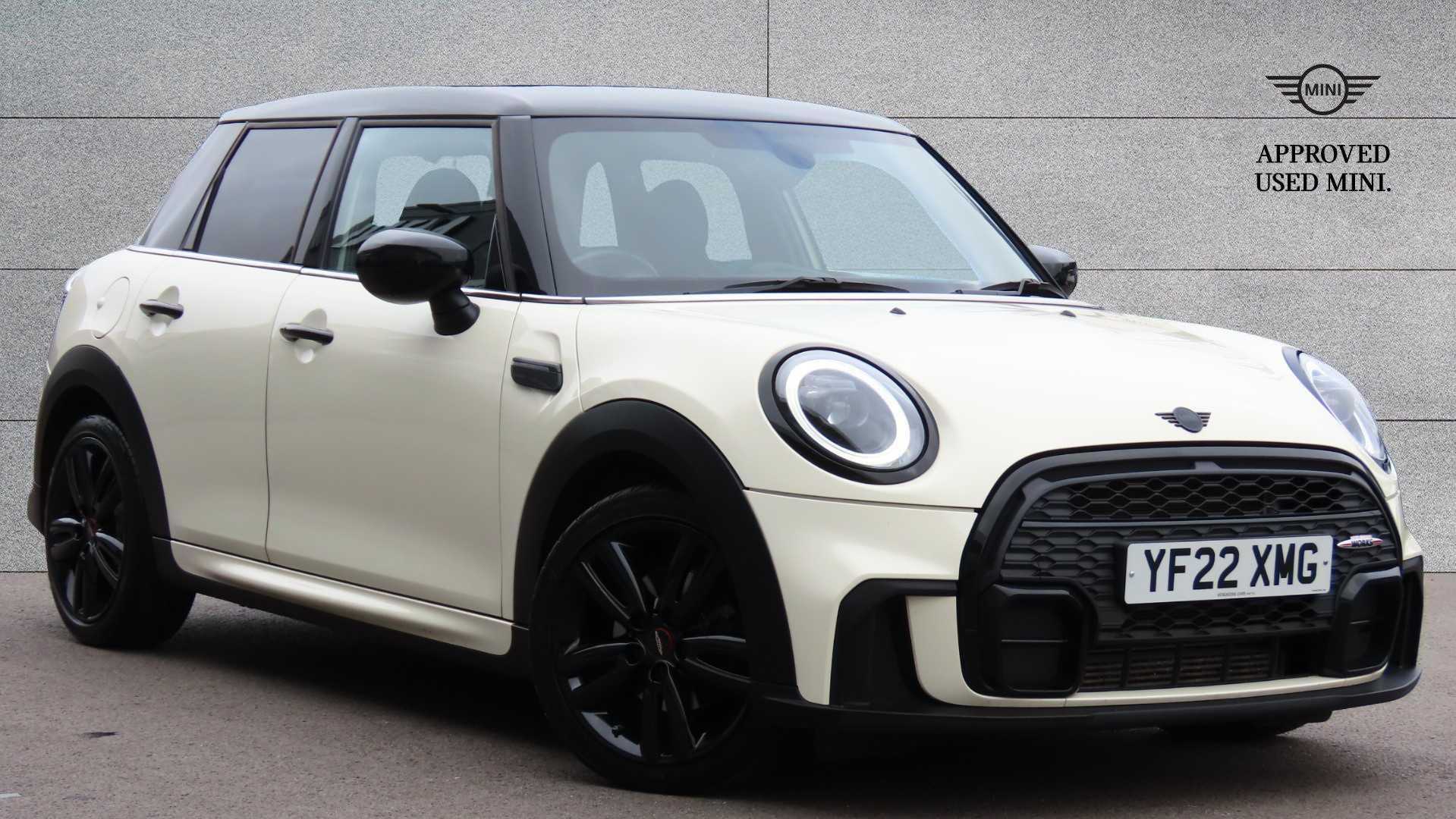 Main listing image - MINI Hatchback 5dr