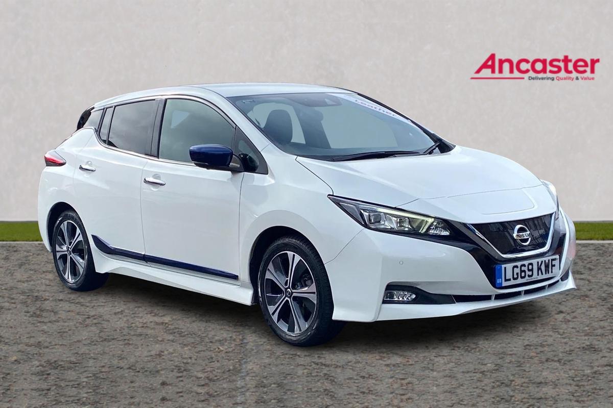 Main listing image - Nissan Leaf