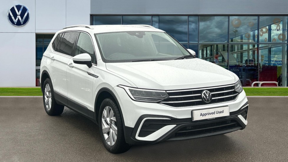 Main listing image - Volkswagen Tiguan Allspace