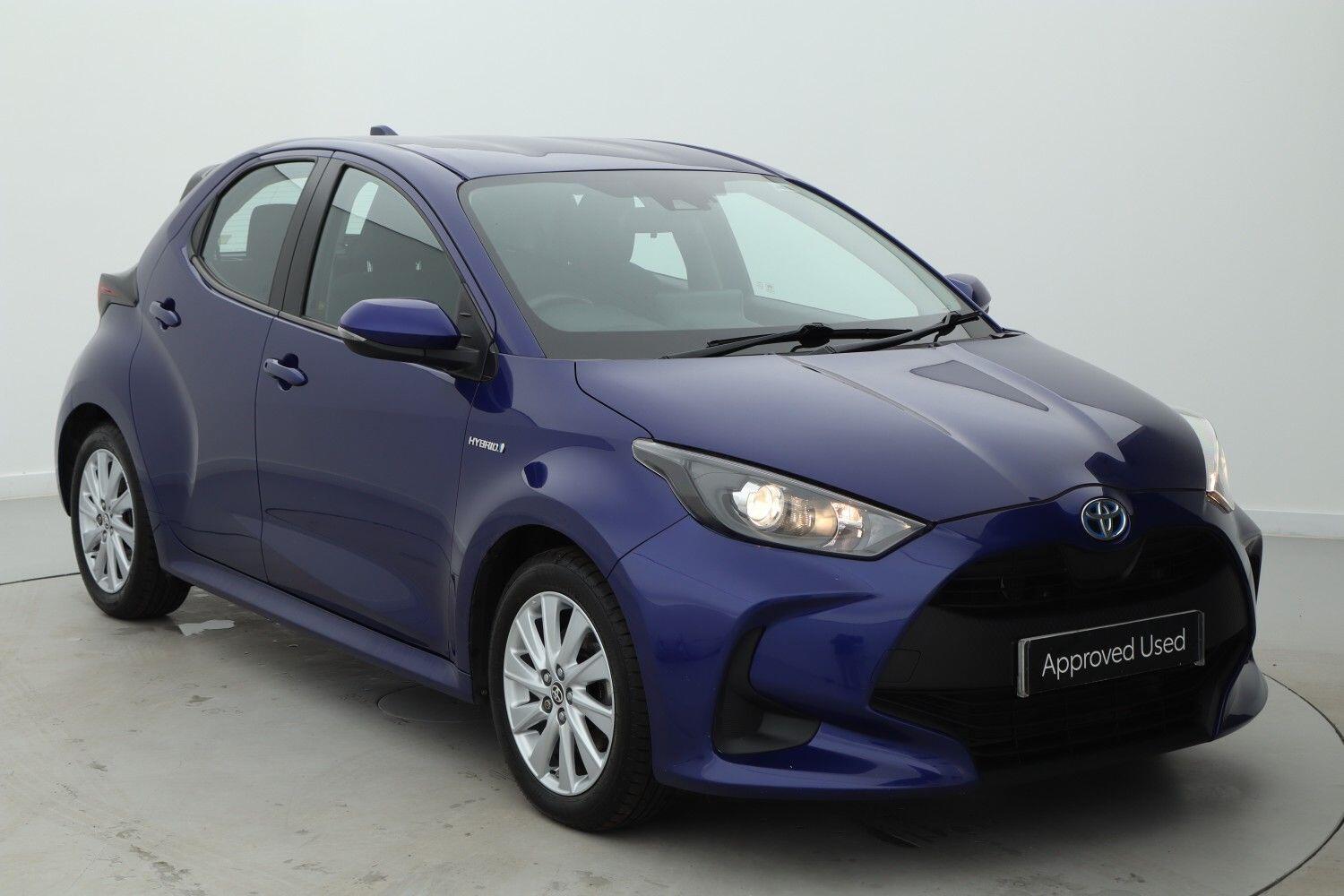 Main listing image - Toyota Yaris